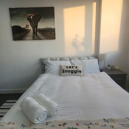 Amazing London 1 Bedroom Flat In Astral House As18 Norbury  Exteriör bild