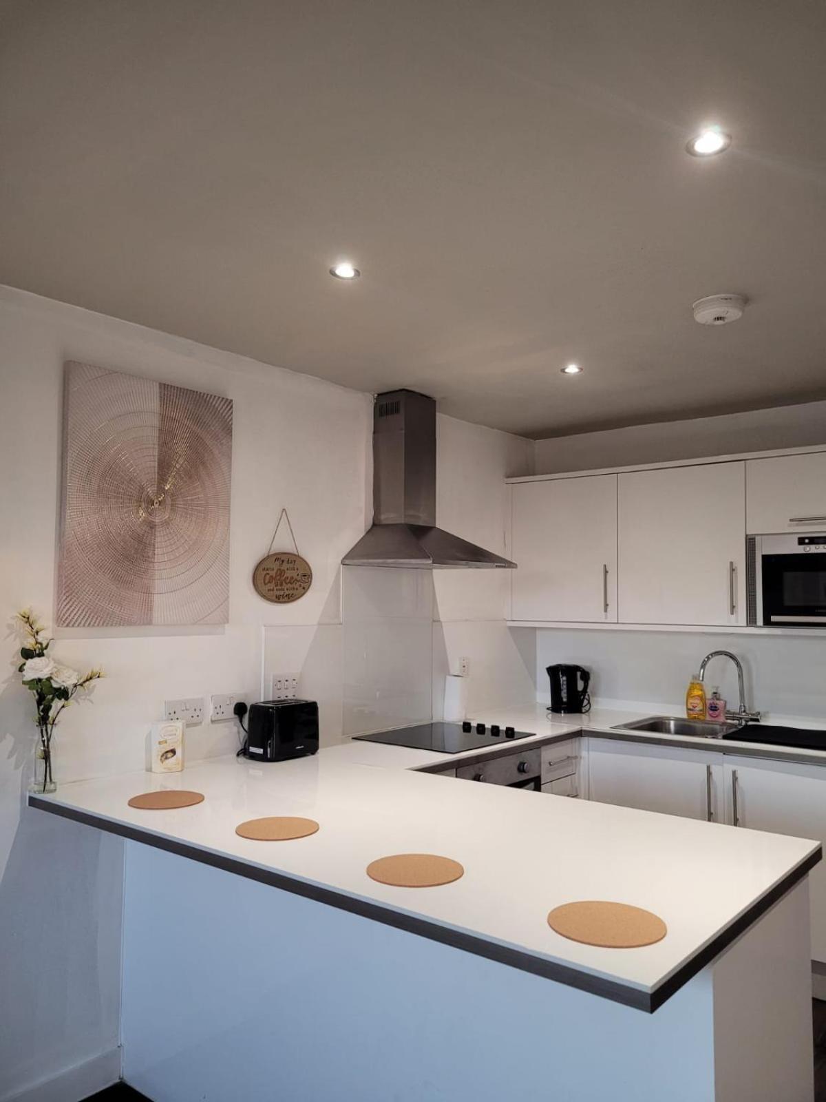 Amazing London 1 Bedroom Flat In Astral House As18 Norbury  Exteriör bild